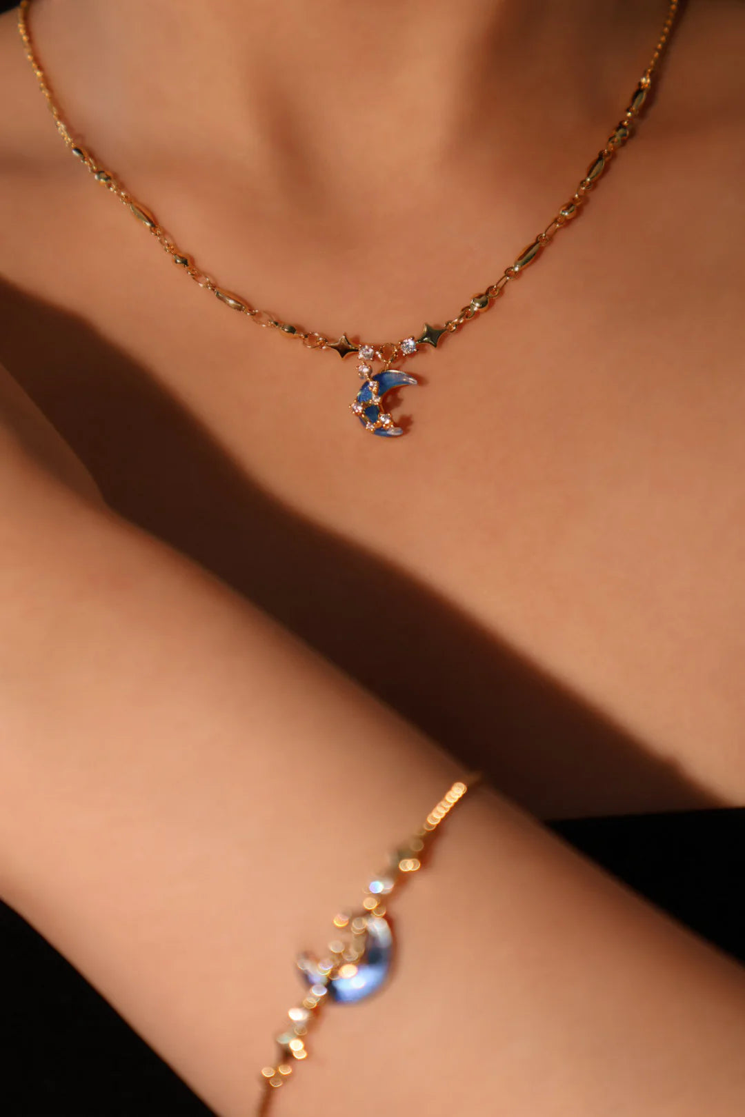 LunaGlo™ – 18K Real Gold Plated Moonstone Moon Star Bracelet